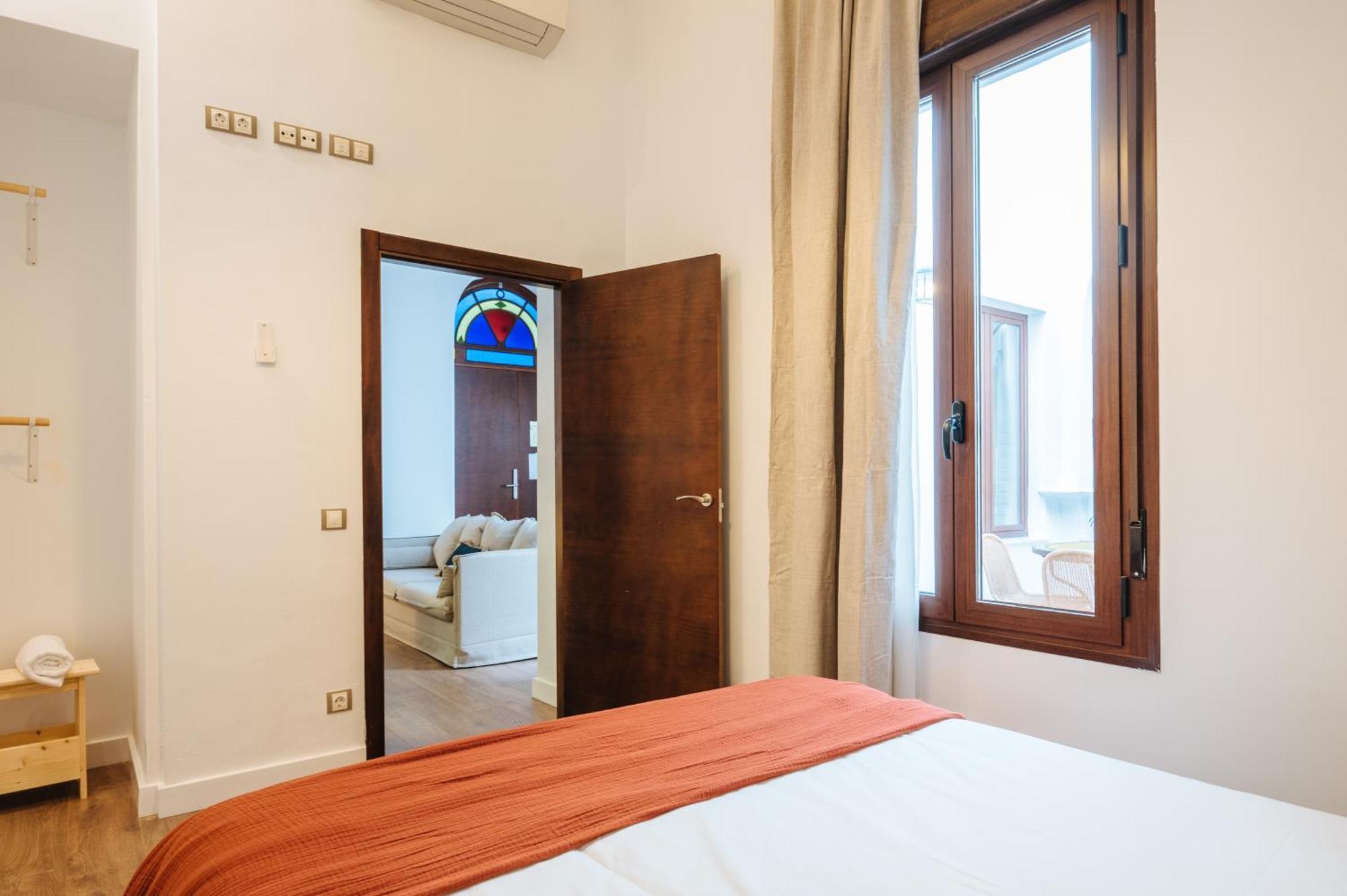 Apartamentos "El Escondite De Maria" Seville Exterior photo
