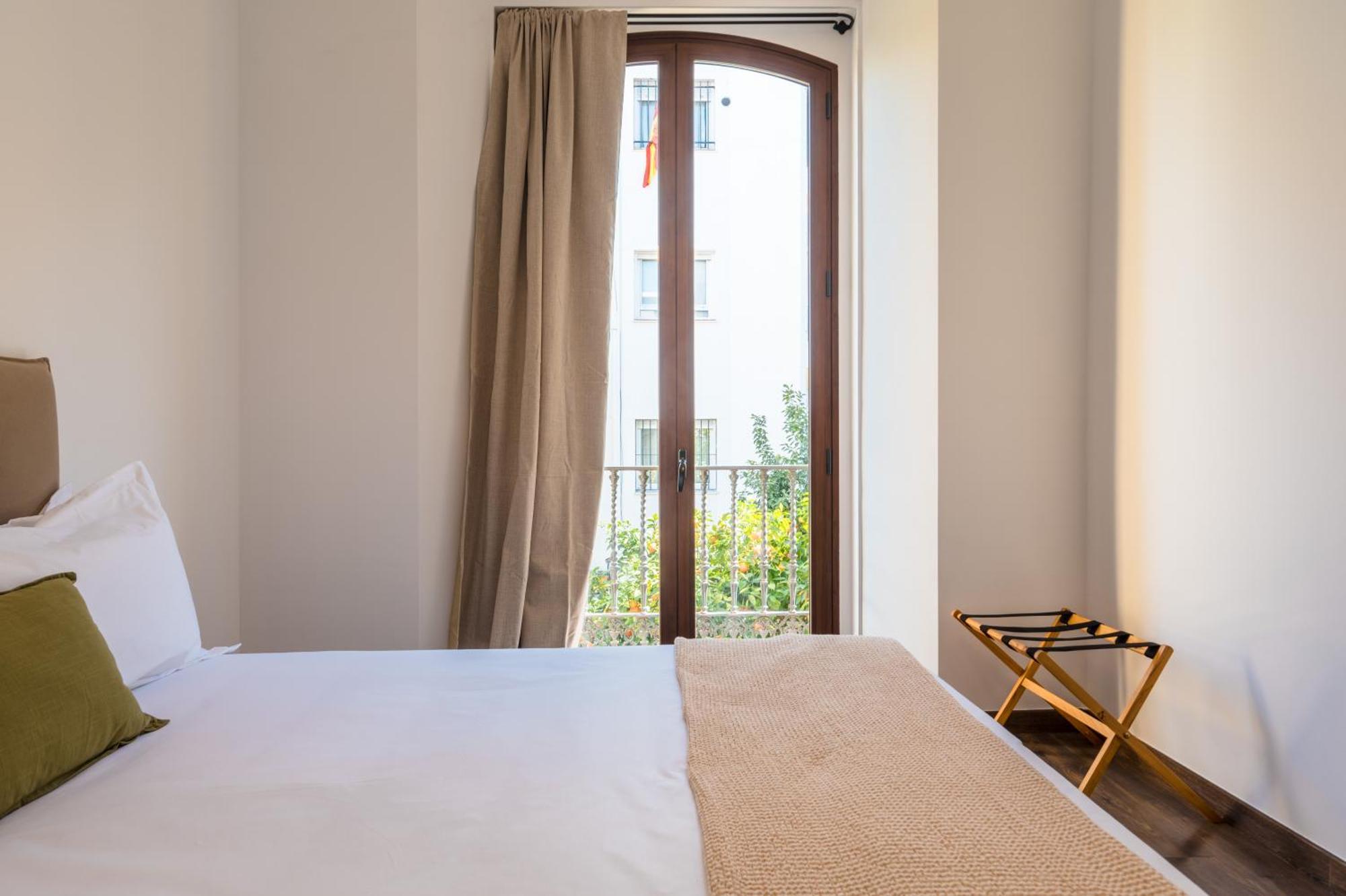 Apartamentos "El Escondite De Maria" Seville Exterior photo